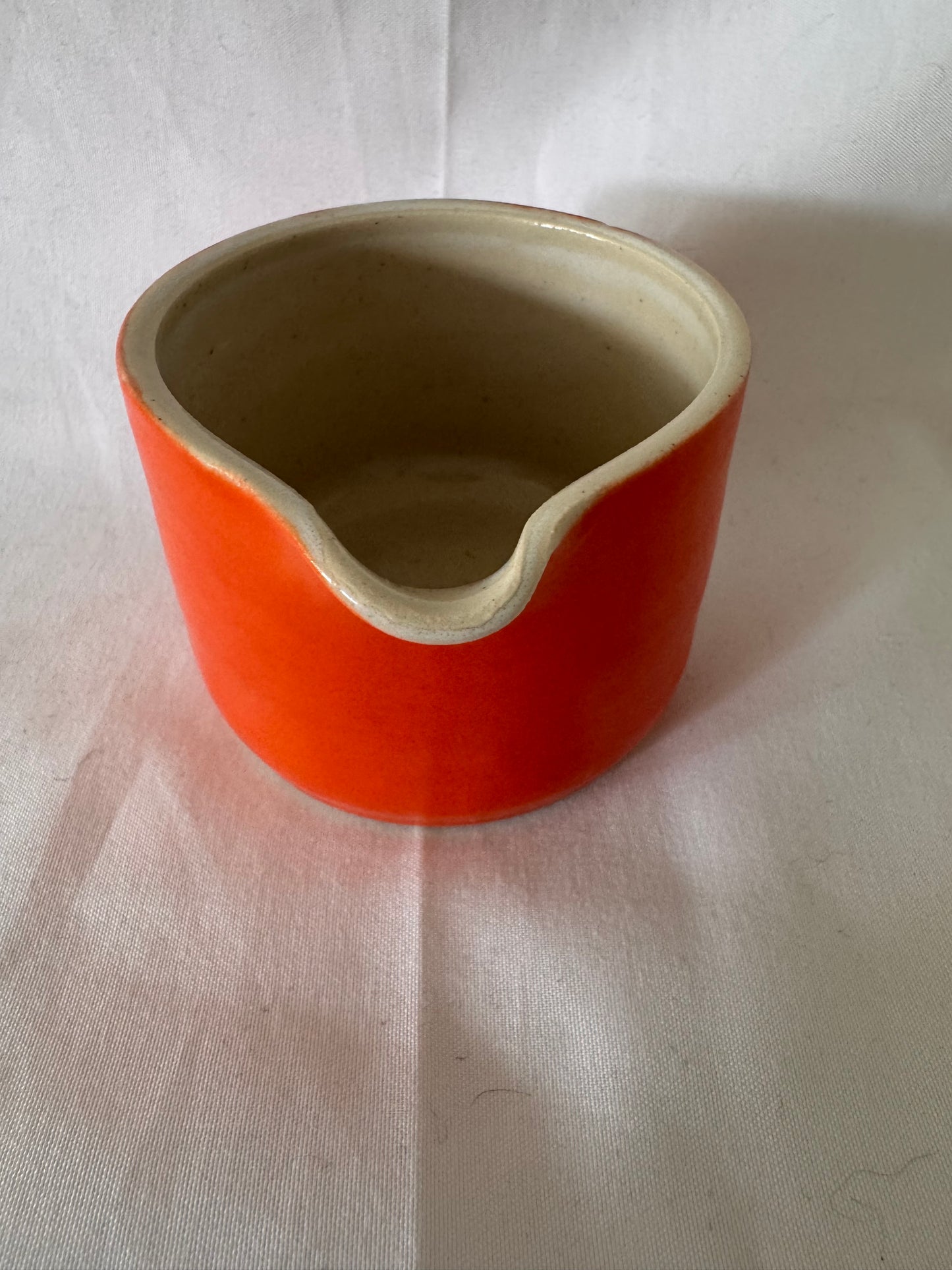 Pourer (bright orange)