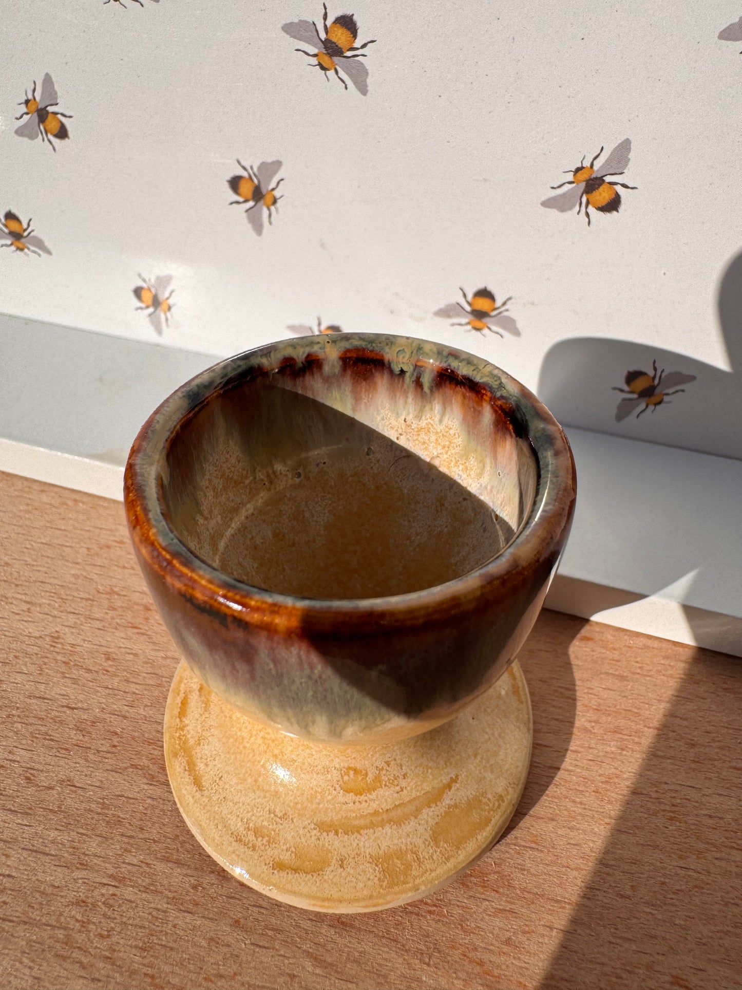 Egg cup (browns)