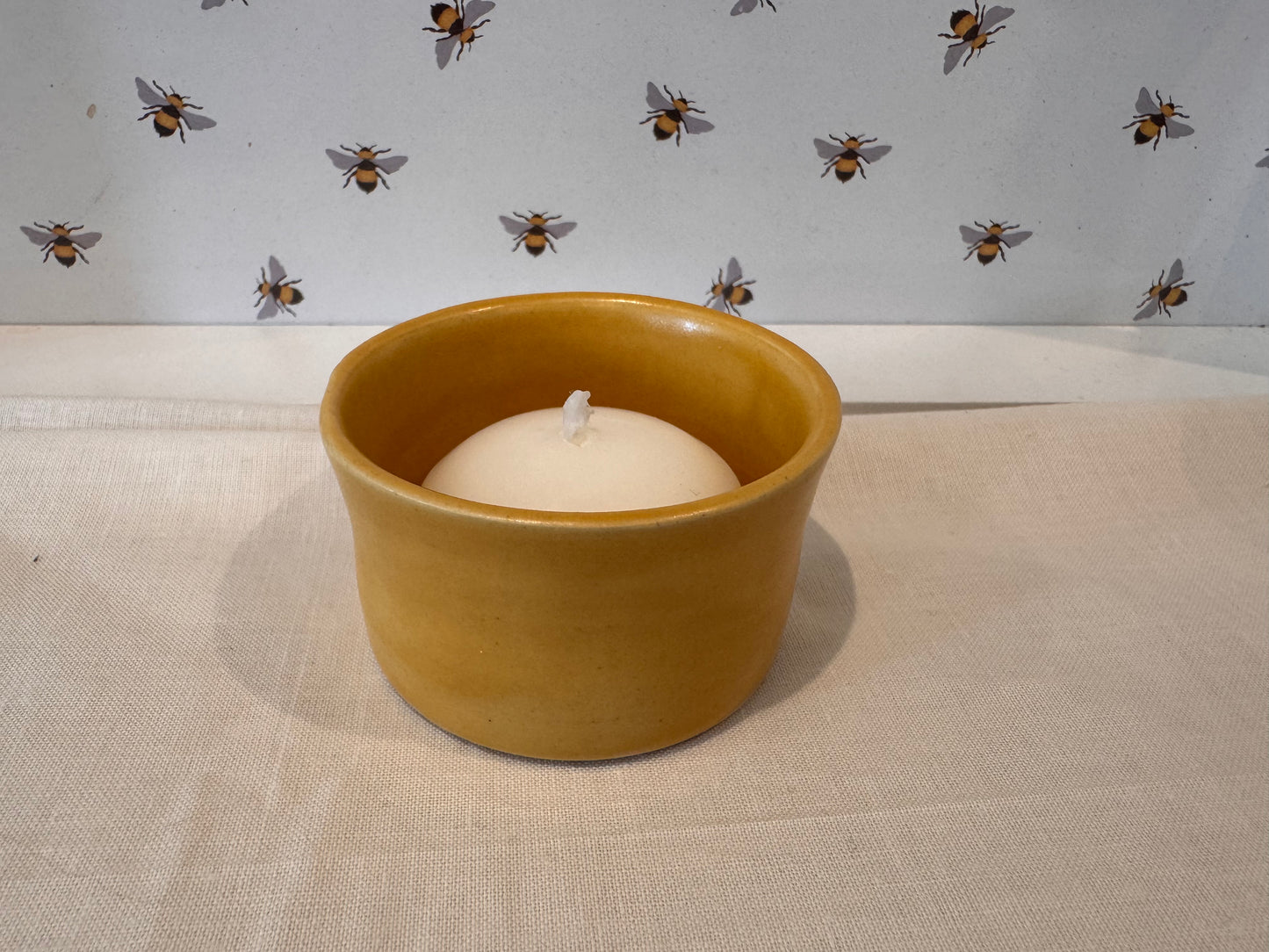 Tea light holder in yellow (candle included)