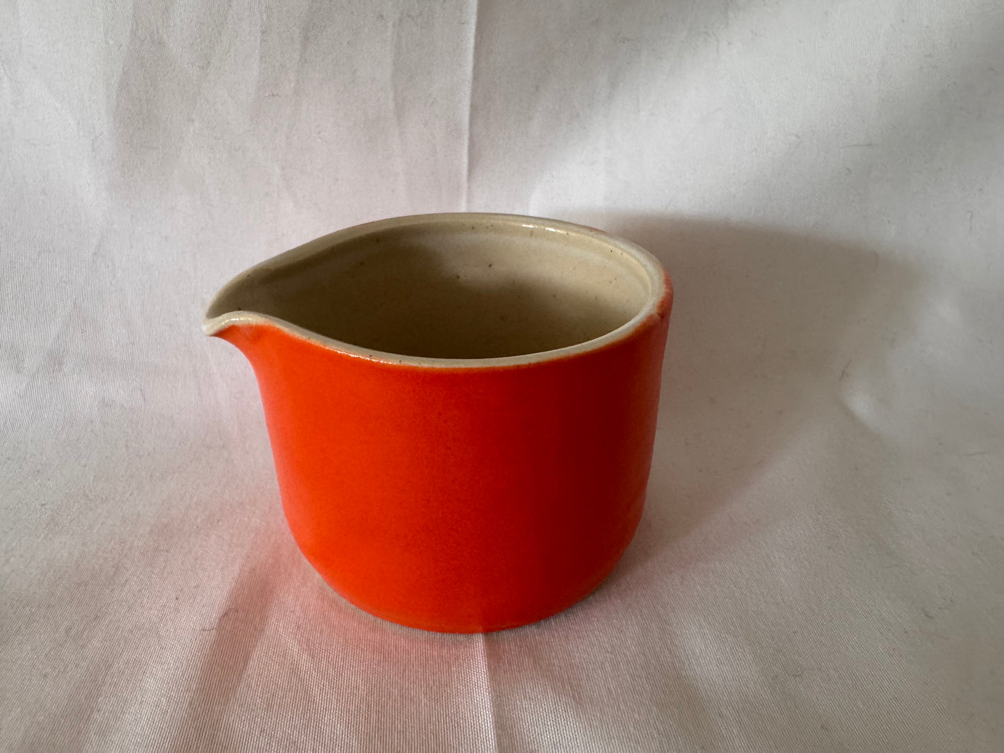 Pourer (bright orange)