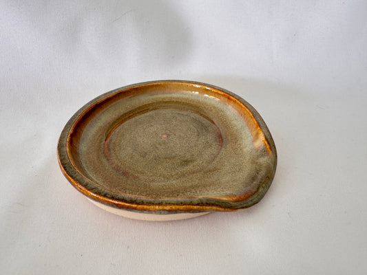 Spoon rest (greeny-browns)