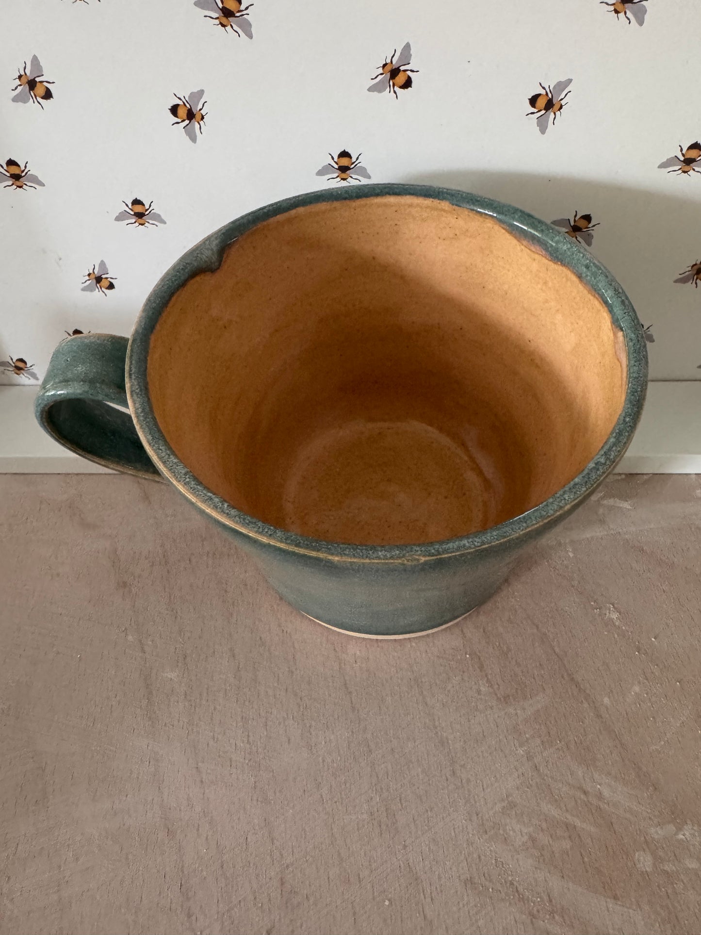 A mug (pale turquoise)