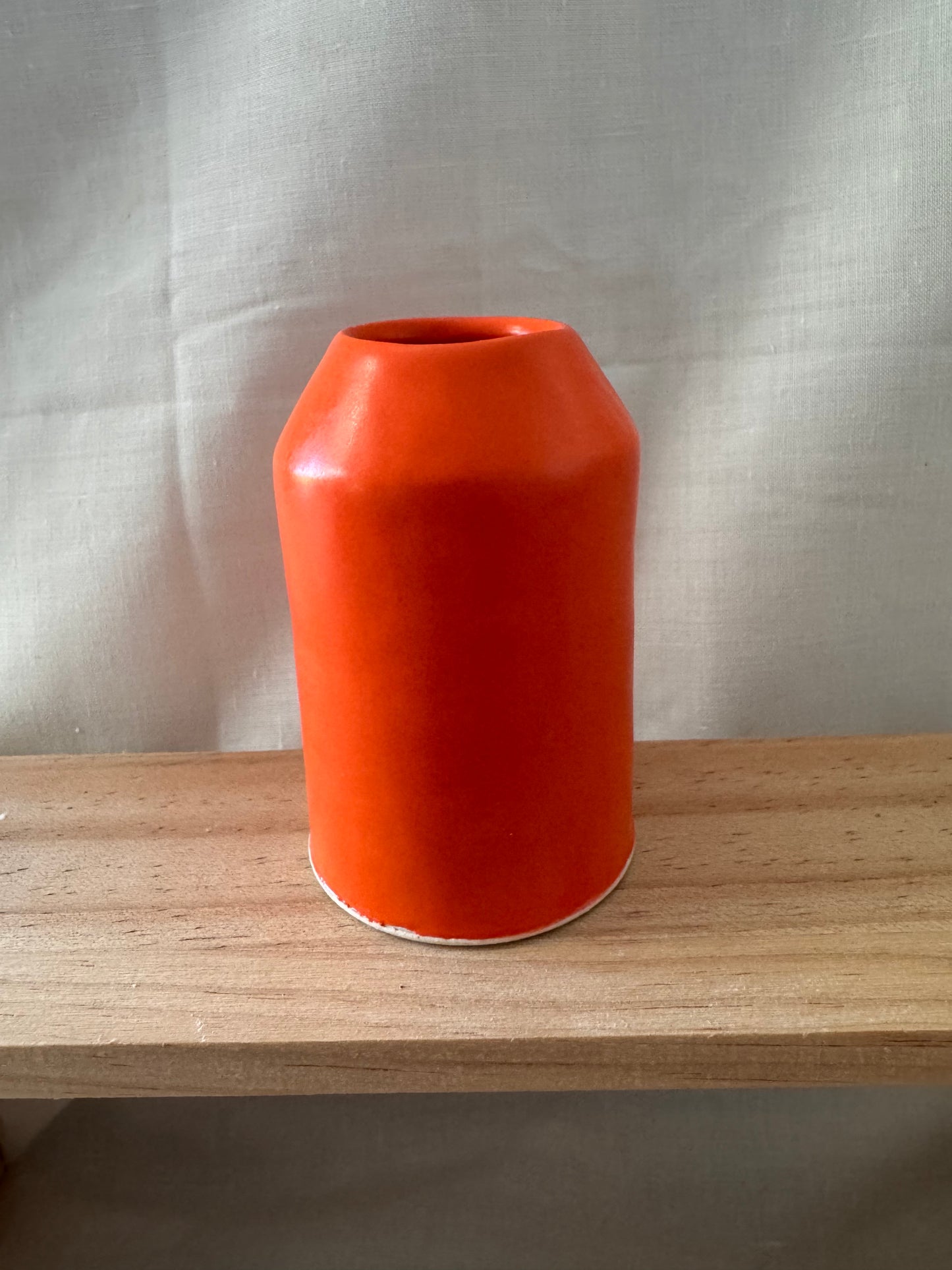 Bud vase (orange)