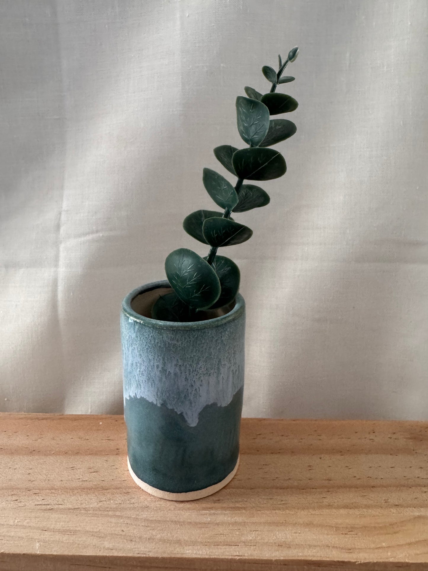 Bud vase (small, blues/ creams)