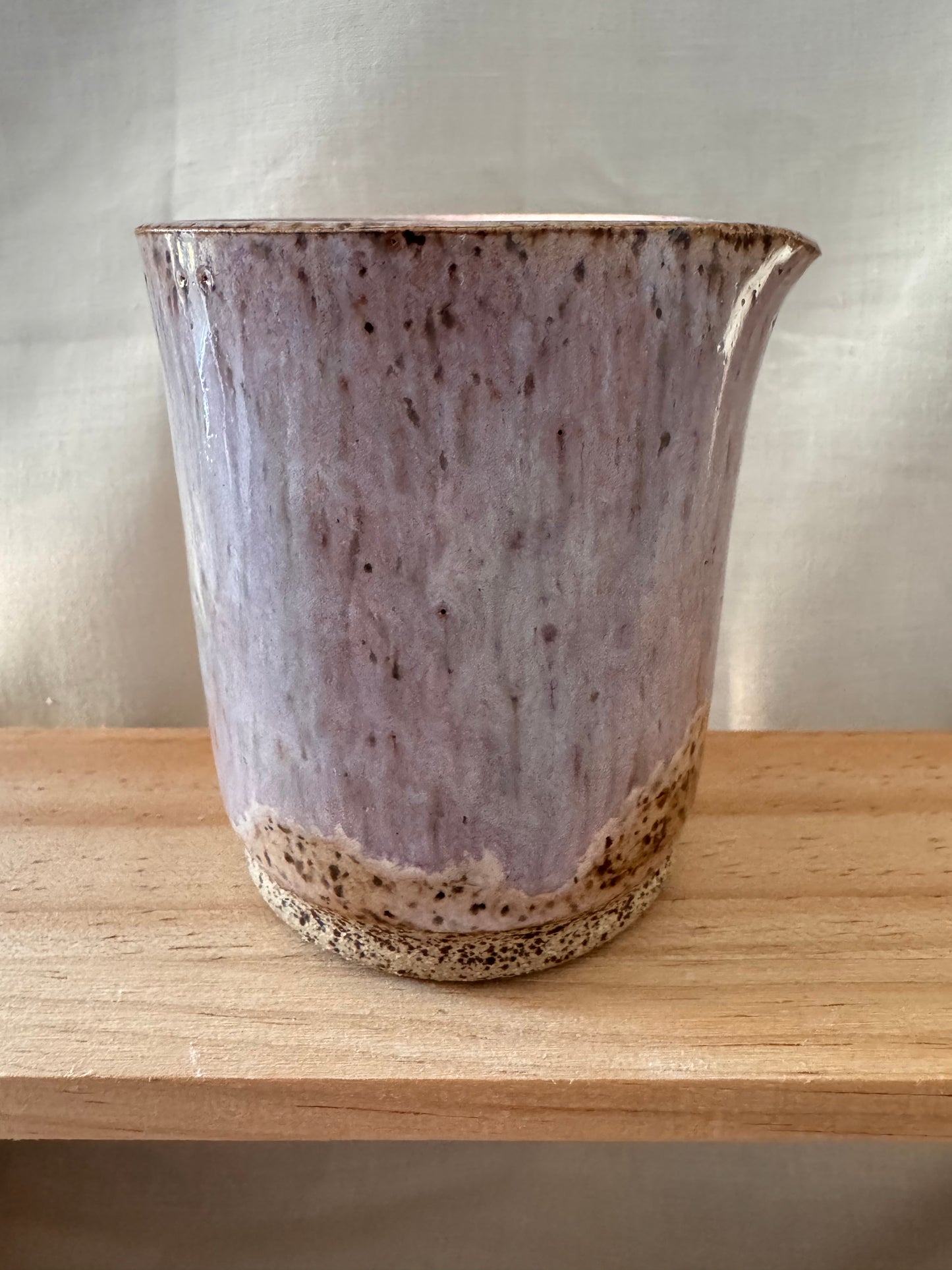 Pourer (light purple/speckles)