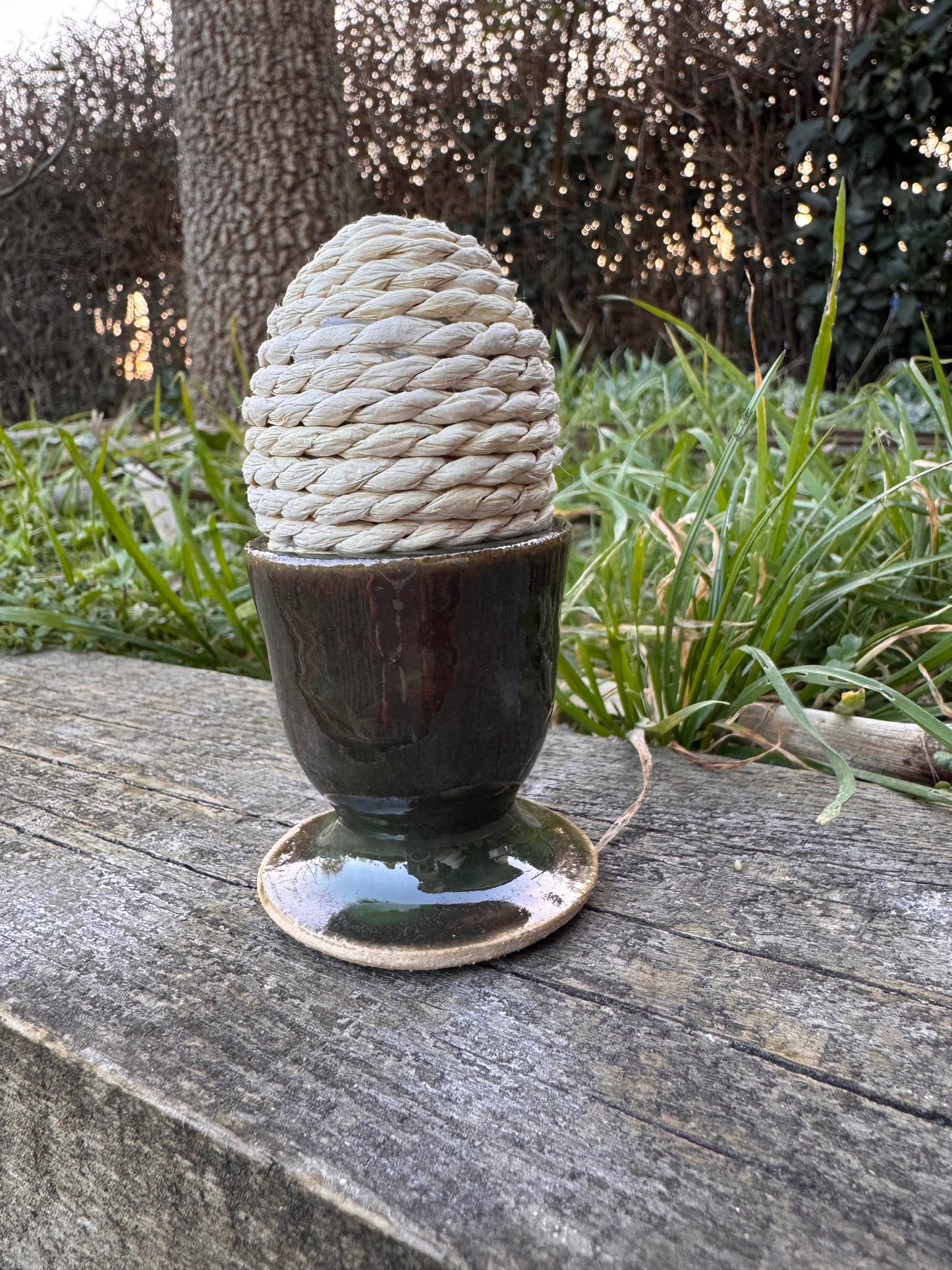 Egg cup (dark green)