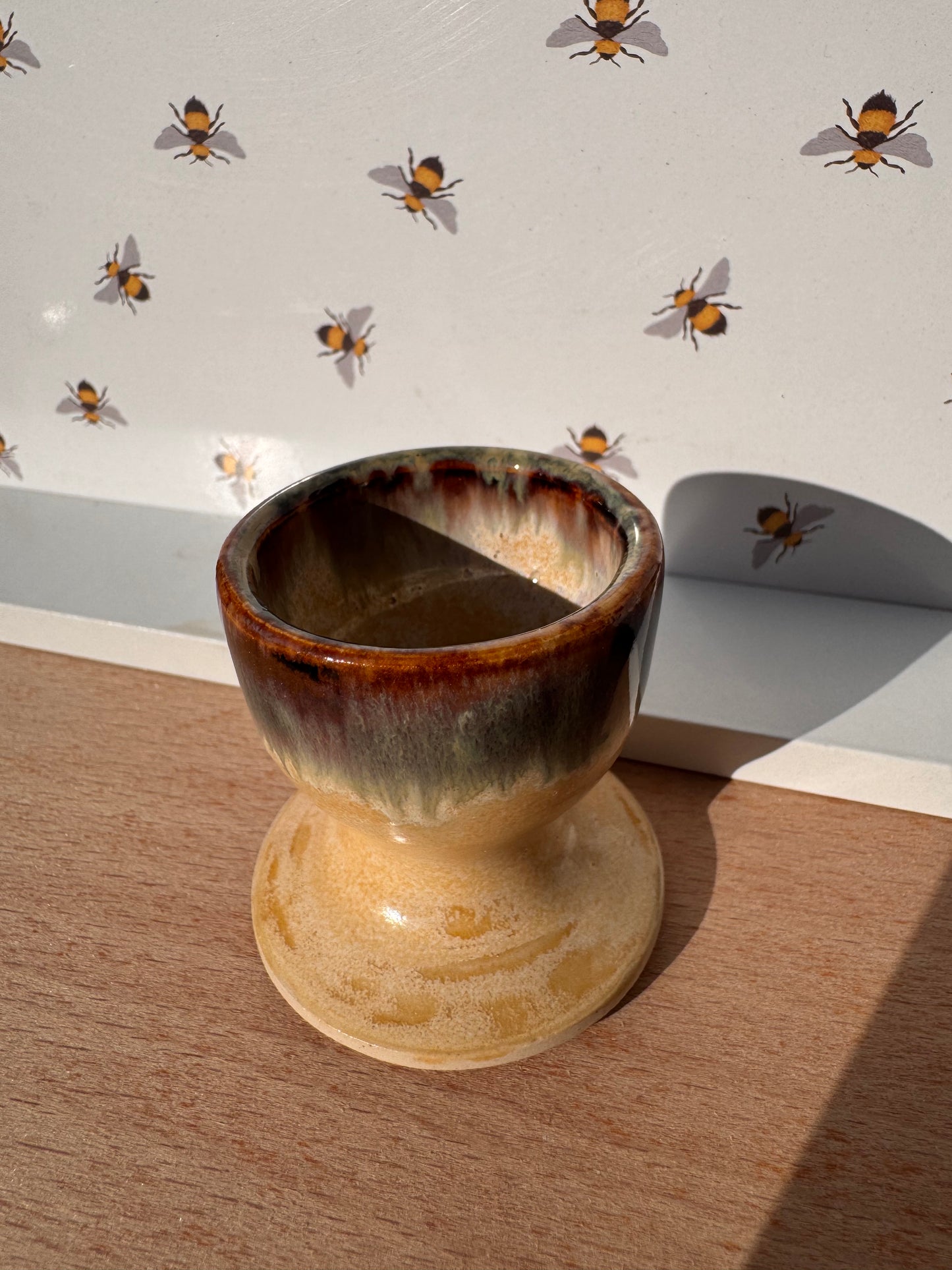 Egg cup (browns)